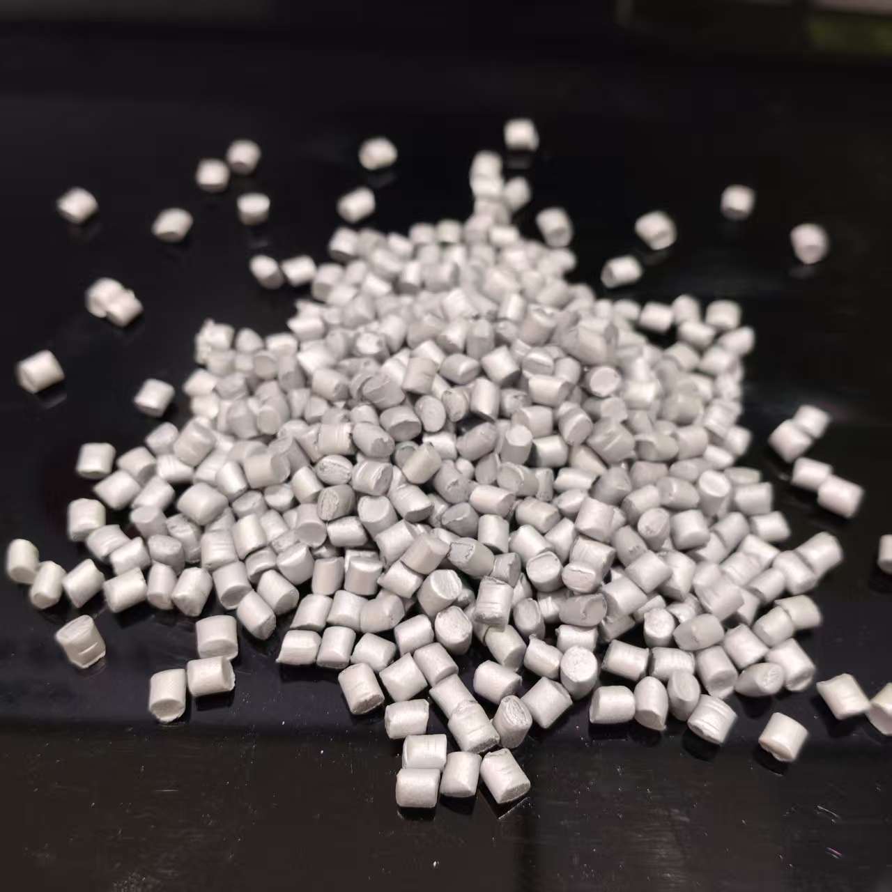 Silver Masterbatch for Packing Courier Bags, Chemical Bottles and more.